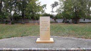 Stele