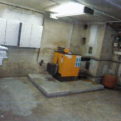 Kellerraum mit Heizungsanlage