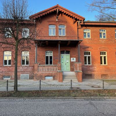 251216 Fertigstellung Kita Treppe