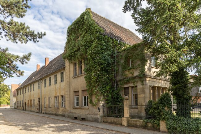 gelbes haus