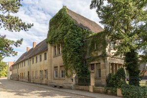 gelbes haus