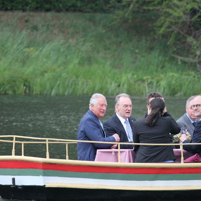 Prinz Charles und der Ministerpräsident Herr Dr. Haseloff bei der Gondelfahrt auf dem Wörlitzer See